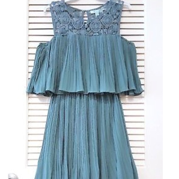 Dresses & Skirts - ✨SALE✨Powder Blue cold shoulder silk Dress